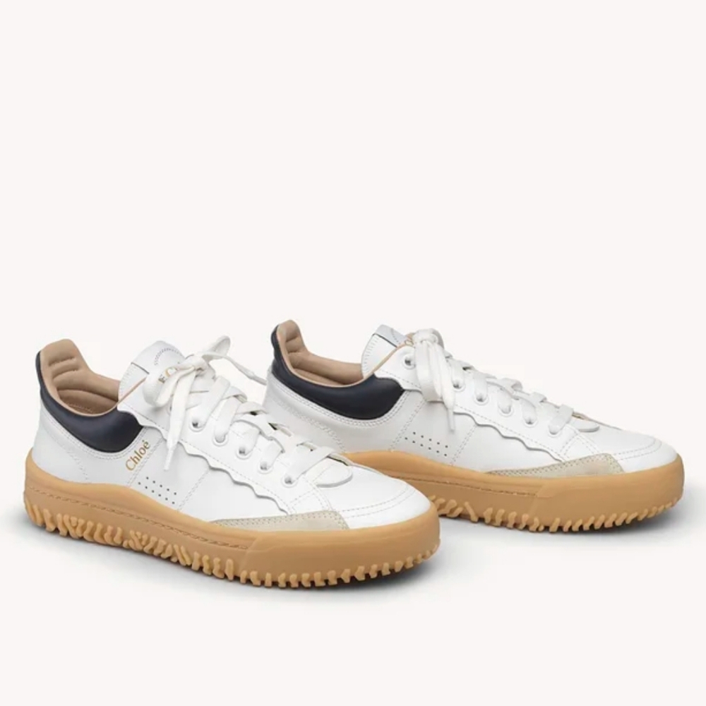 Chloe Franckie Leather Sneakers white & blue scalloped detail EUC